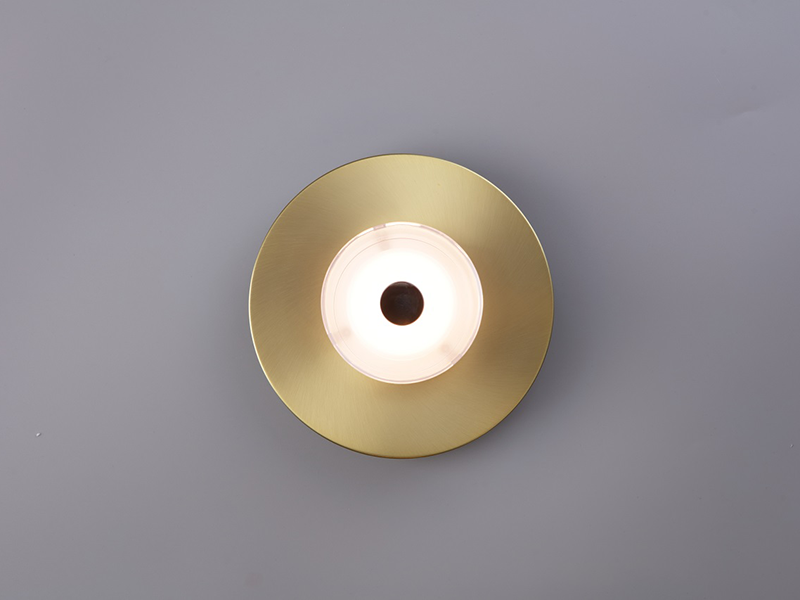 CANDLE LED ポータブル ランプ ゴールド