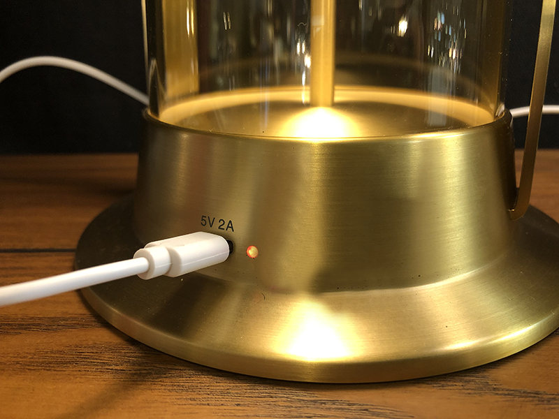 EXPLORER LED ポータブルランプ ゴールド