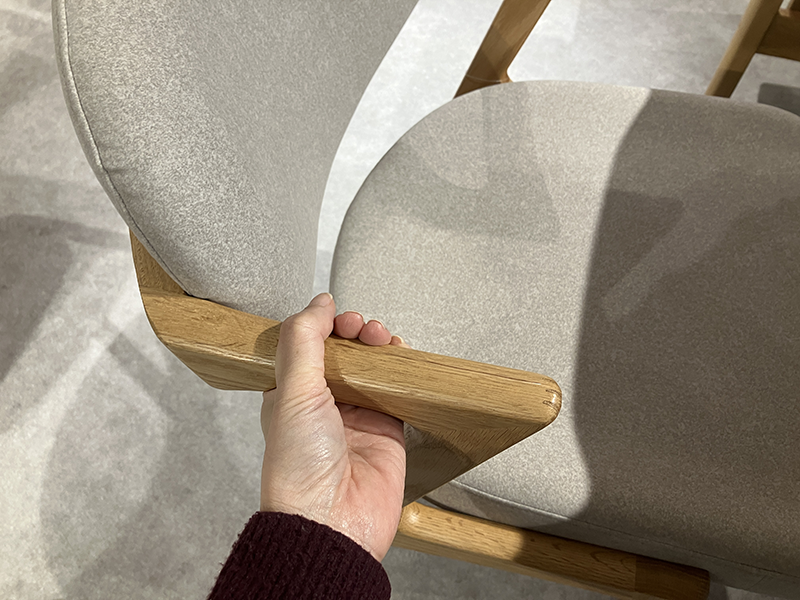 KC056 アームチェア