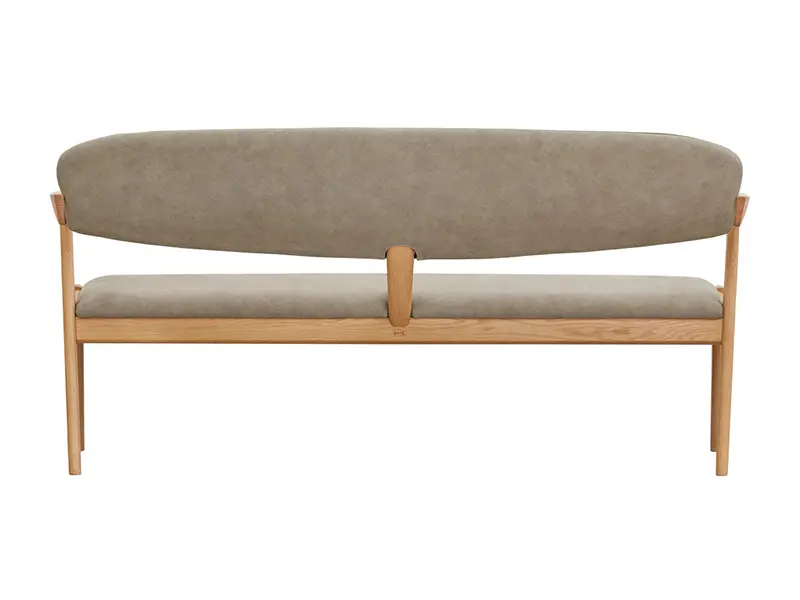 No.8200 背付きベンチ カバーリングタイプ（140cm）