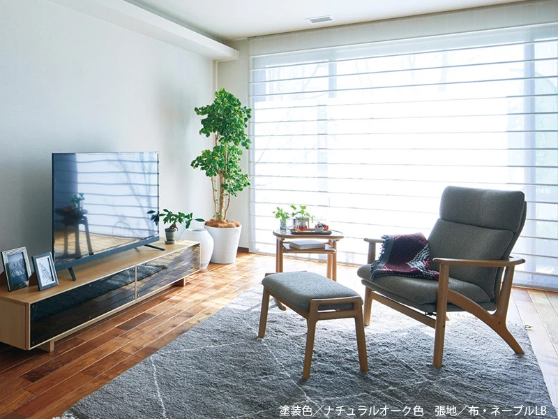 No.8000 スツール