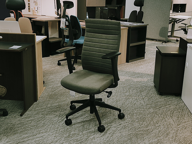 ロータス デスクチェア