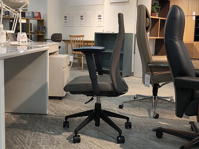 ロータス デスクチェア