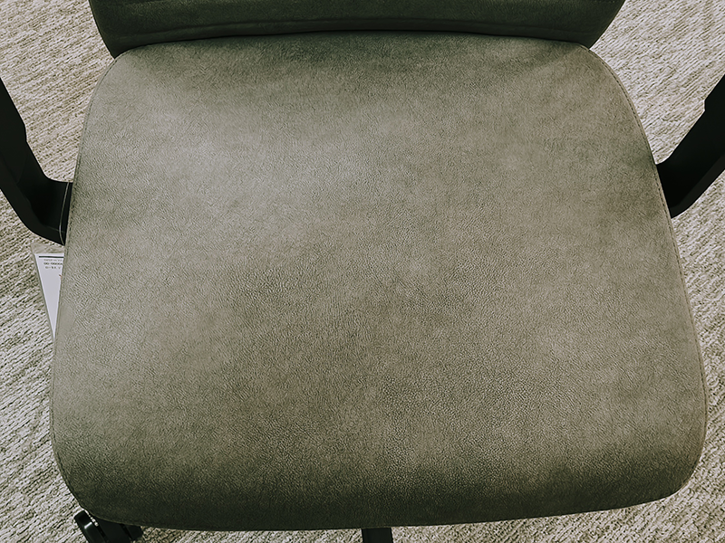 ロータス デスクチェア