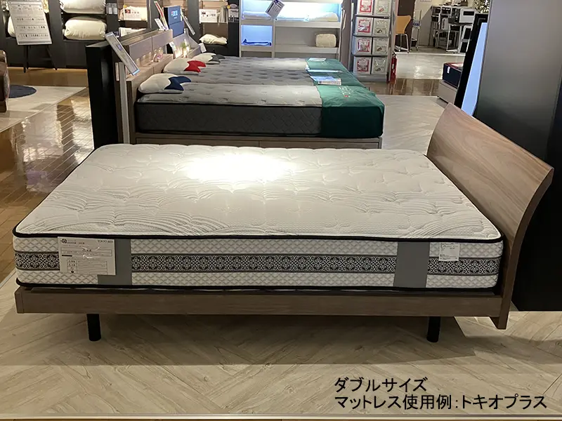 クルブ レッグ ワイドダブルベッドフレーム