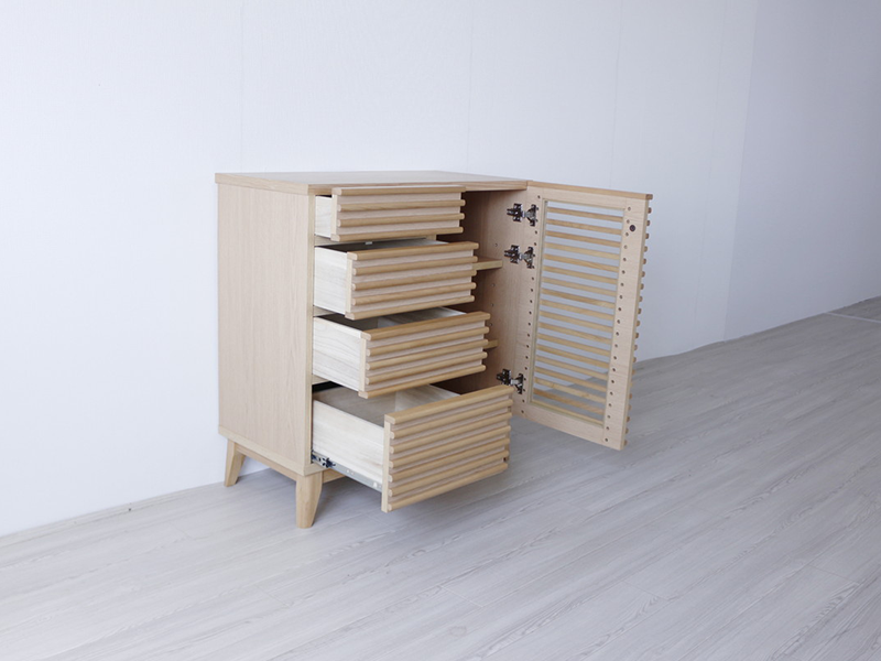 AZ 80サイドボード