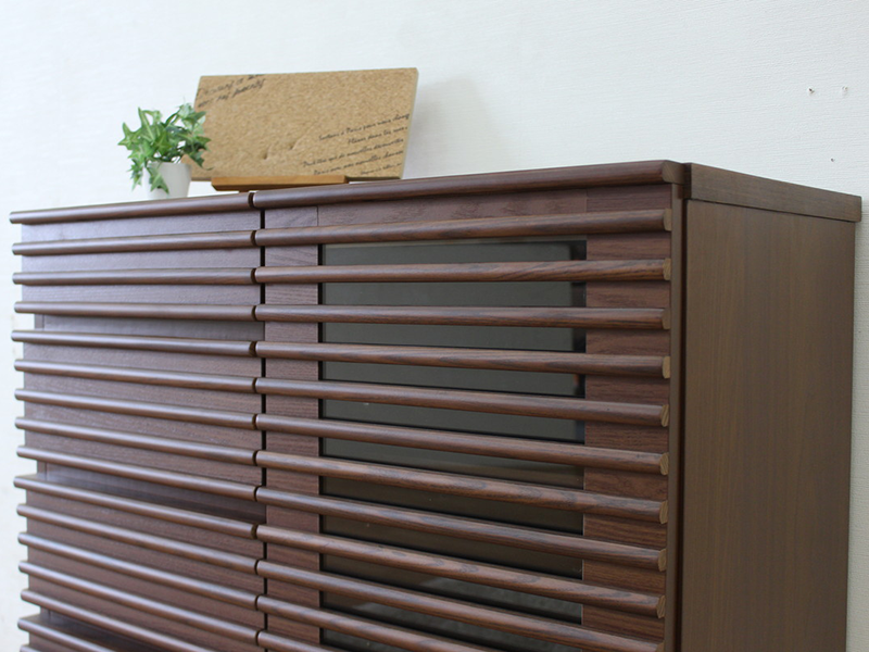 AZ 80サイドボード