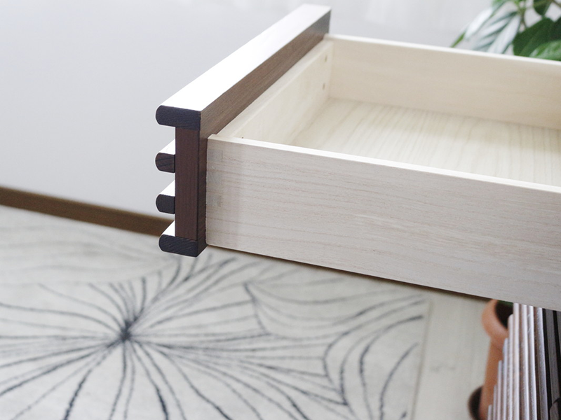 AZ 120サイドボード