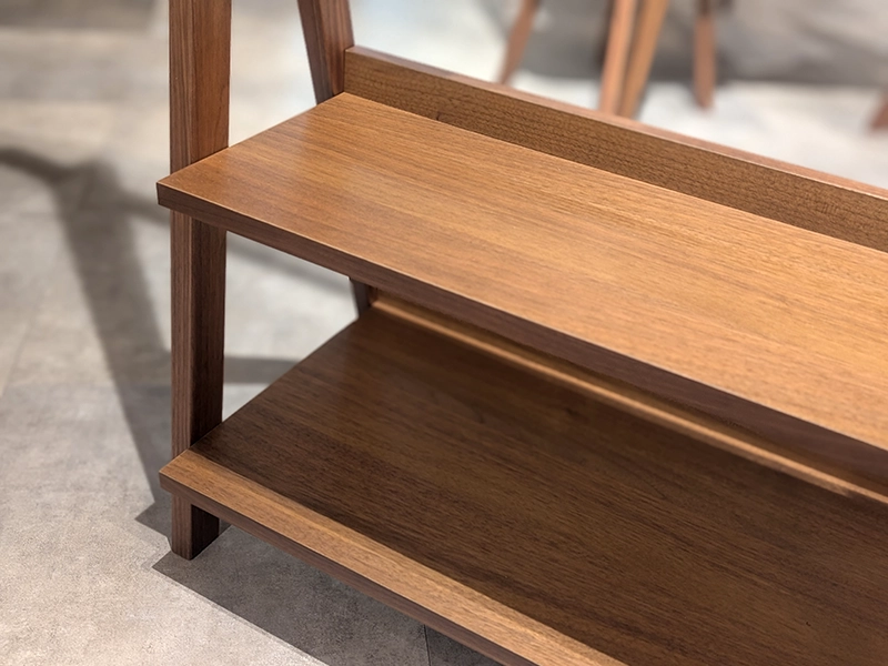 コルンピオ ワードローブ