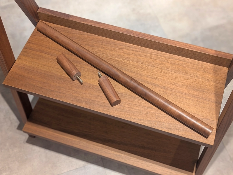 コルンピオ ワードローブ