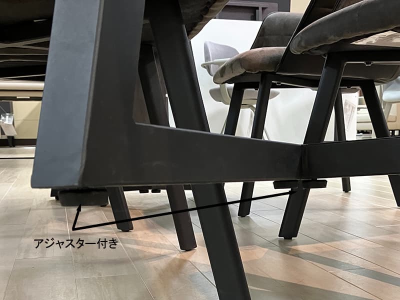 フラム 150SRT WH2本脚 セラミックダイニングテーブル