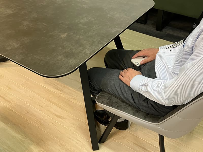 フラム 150SRT WH2本脚 セラミックダイニングテーブル