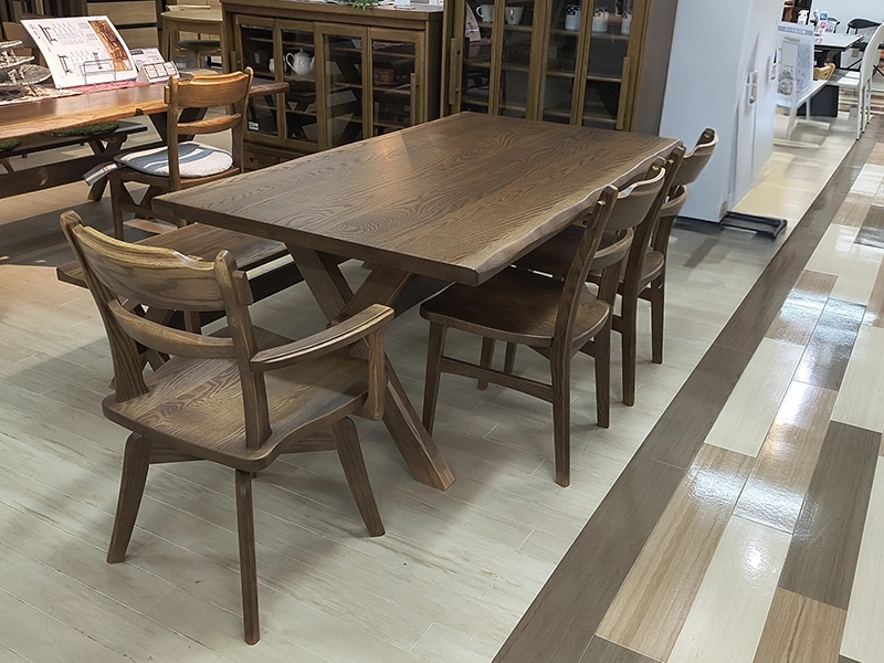 キオリ 165ダイニング（RGO）5点セット（テーブル+チェア＋回転アームチェア＋ベンチ）